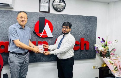 Japan Arch Invites Japanese Delegates